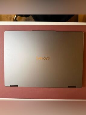 Lenovo Yoga 7i 2in1 16’’ Touchscreen laptop. Intel Ultra 5 226v 16G